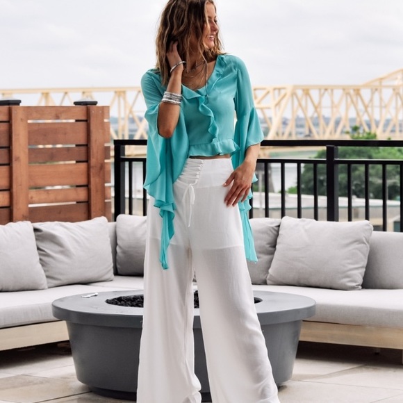 NWT Ruffled Crop Top - Picture 6 of 13